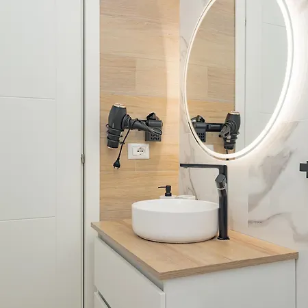 Visconti Palace By Rhospitality It Affittacamere