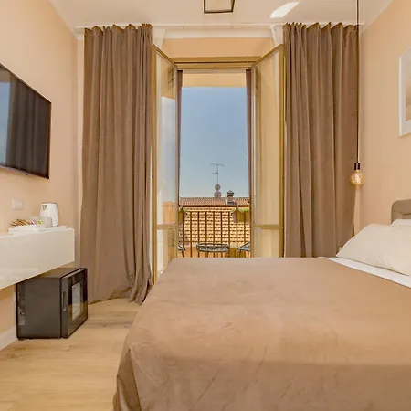 Casa de hóspedes Visconti Palace By Rhospitality It