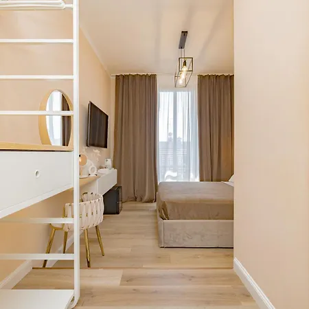 招待所 Visconti Palace By Rhospitality It 罗镇